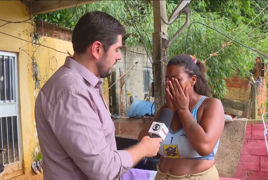 moradora-de-nova-iguacu-tem-casa-destruida-por-deslizamento-de-terra3A-solidariedade-e-esperanca-na-reconstrucao-dos-sonhos moradora-de-nova-iguacu-tem-casa-destruida-por-deslizamento-de-terra3A-solidariedade-e-esperanca-na-reconstrucao-dos-sonhos
