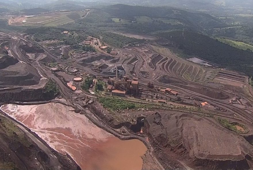 moradores-de-itatiaiucu-terao-reparacao-de-r244362C7-milhoes-apos-evacuacao-por-risco-de-barragem