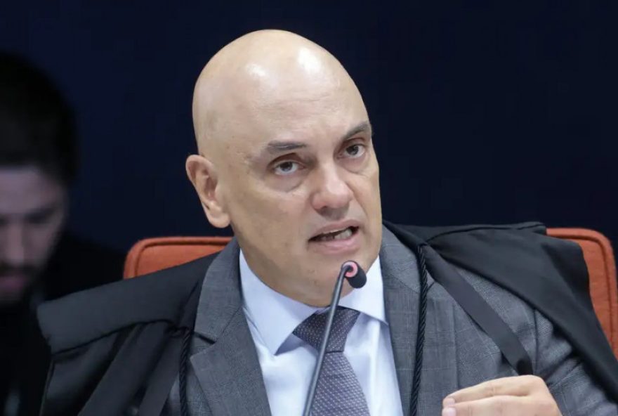 moraes-autoriza-bolsonaro-a-receber-estimulo-eletrico-craniano-contra-solucos-na-prisao moraes-autoriza-bolsonaro-a-receber-estimulo-eletrico-craniano-contra-solucos-na-prisao