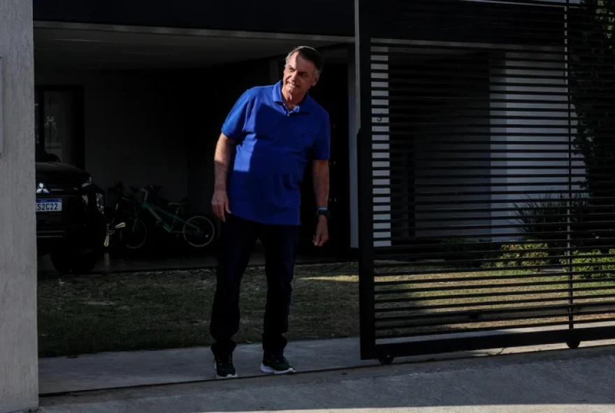 moraes-autoriza-visita-de-oficial-de-cartorio-a-bolsonaro-em-prisao-domiciliar