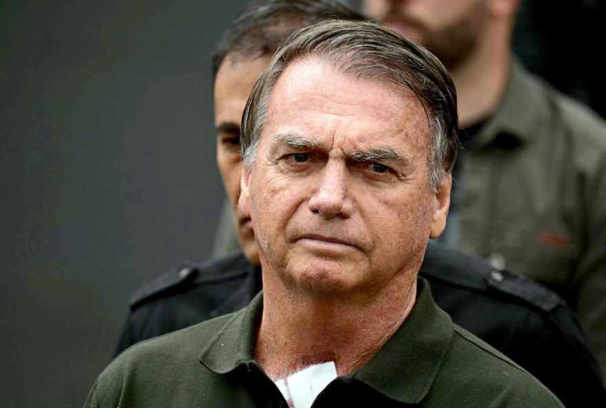 moraes-e-dino-votam-para-manter-bolsonaro-preso-na-papudinha-1 moraes-e-dino-votam-para-manter-bolsonaro-preso-na-papudinha-1