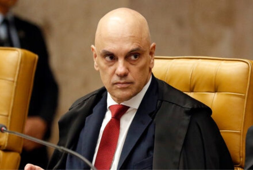 moraes-proibe-acampamentos-perto-da-papudinha-apos-pgr-citar-caminhada-de-nikolas moraes-proibe-acampamentos-perto-da-papudinha-apos-pgr-citar-caminhada-de-nikolas