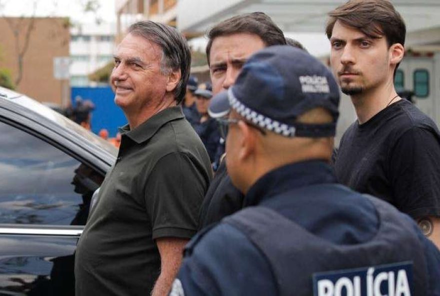 moraes-retira-gsi-da-escolta-e-determina-padronizacao-da-seguranca-de-bolsonaro