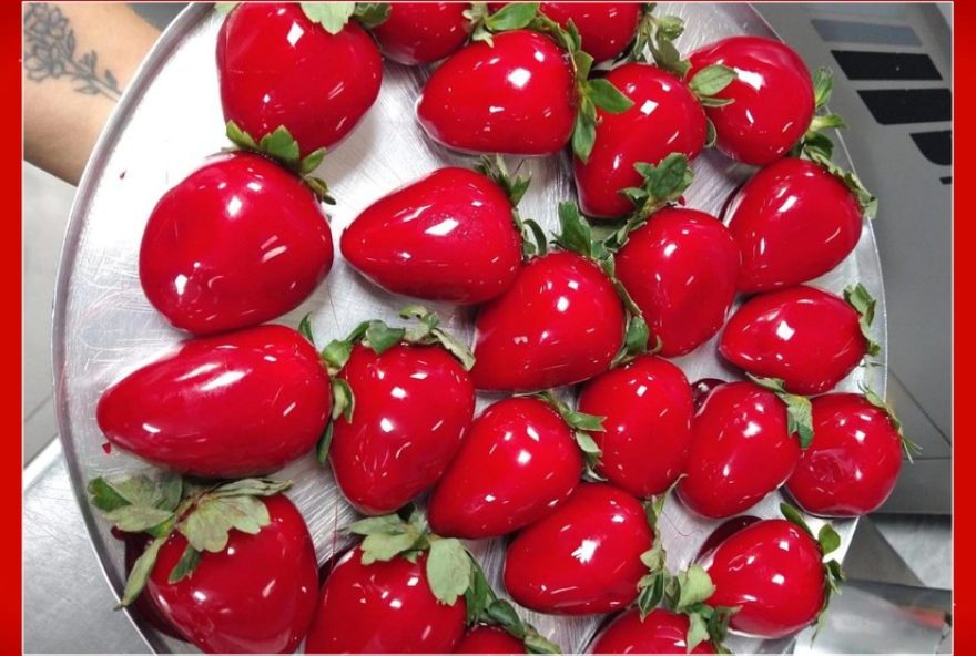 morango-do-amor-impulsiona-vendas-e-precos-no-df3A-dom-bosco-adere-a-tendencia-futurista-da-fruta-e-conquista-clientela