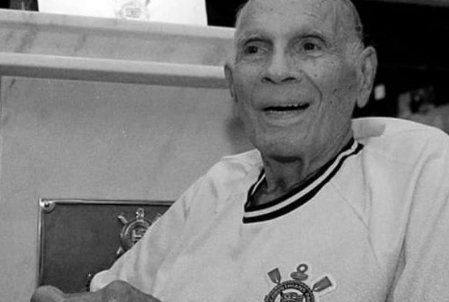 morre-amaury-pasos2C-idolo-do-corinthians2C-aos-89-anos