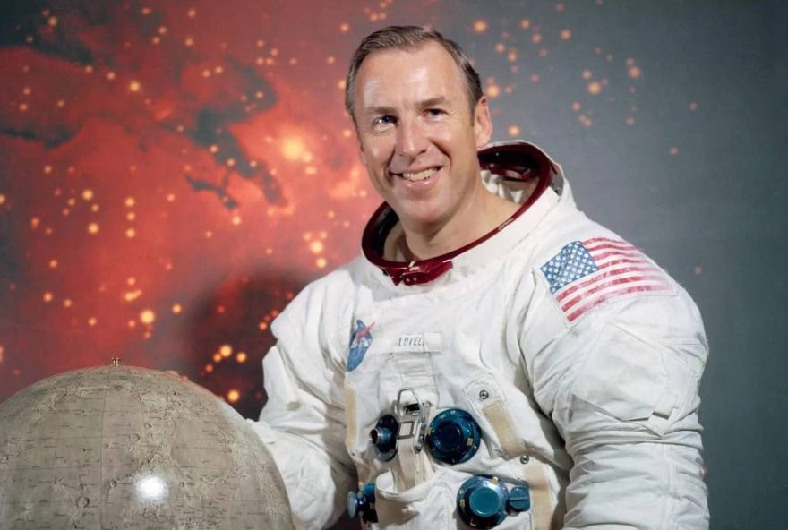 morre-jim-lovell2C-comandante-da-missao-apollo-132C-da-nasa