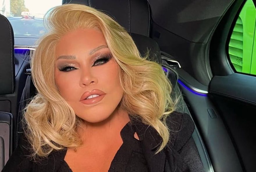 morre-jocelyn-wildenstein2C-a-socialite-conhecida-como-22mulher-felina22-em-paris