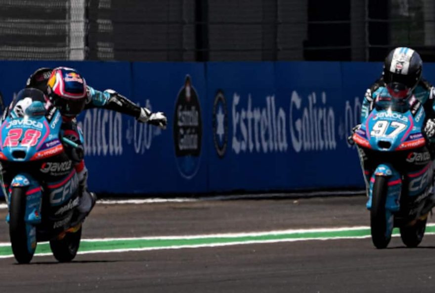 moto32C-gp-brasile3A-quiles-vince-la-gara-di-goiania2C-morelli-2deg-e-nuovo-leader.-highlights moto32C-gp-brasile3A-quiles-vince-la-gara-di-goiania2C-morelli-2deg-e-nuovo-leader.-highlights