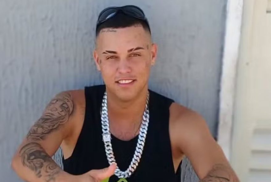 motoboy-e-espancado-por-grupo-em-festa-de-rodeio-e-hospital-abre-protocolo-de-morte-cerebral3A-mae-lamenta-cobardia