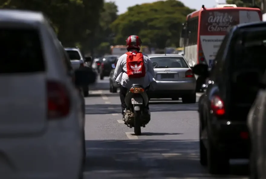 motocicleta-cinquentinha-marcelo-camargo-abr