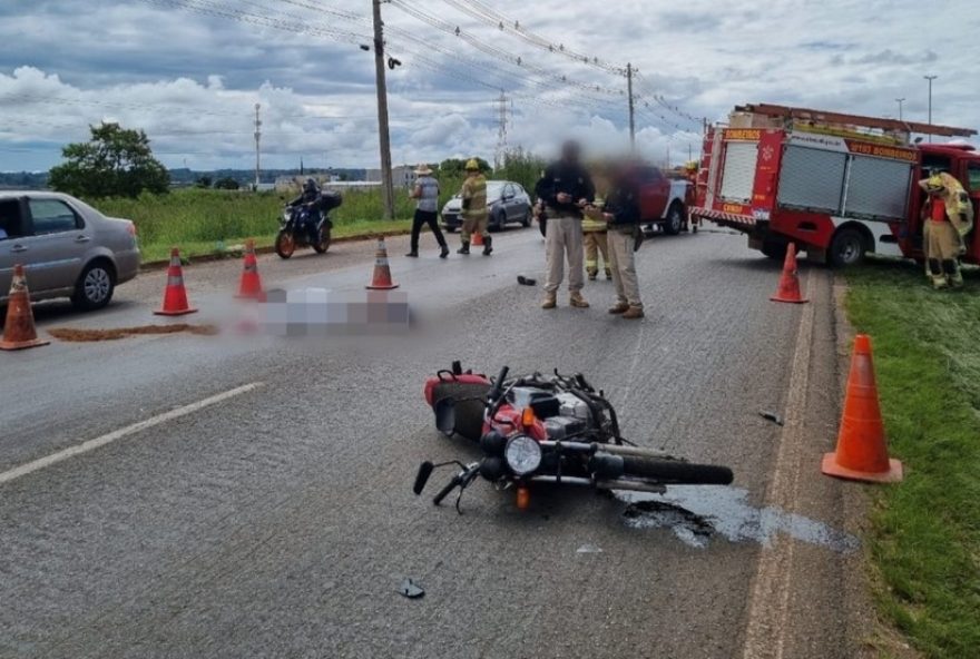 motociclista-de-23-anos-morre-em-acidente-envolvendo-carro-e-onibus-em-ceilandia2C-df3A-tragedia-alerta-para-a-importancia-da-seguranca-viaria