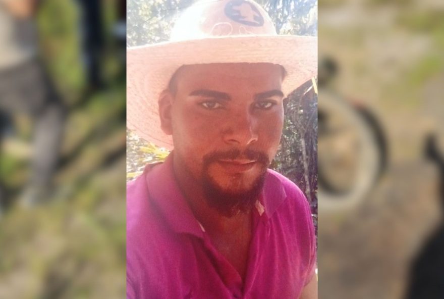 motociclista-falece-em-acidente-com-caminhao-boiadeiro-na-br-317-no-ac motociclista-falece-em-acidente-com-caminhao-boiadeiro-na-br-317-no-ac