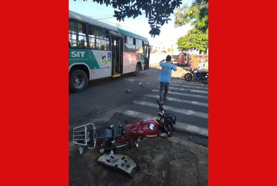 motociclista-fica-ferido-apos-colisao-com-onibus-em-uberlandia3A-seguranca-no-transito-em-foco