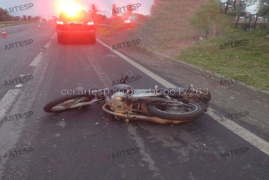 motociclista-morre-apos-atropelar-cavalo-na-sp-127-em-cerquilho3A-vitima-foi-socorrida-e-encaminhada-a-santa-casa.-sepultamento-ainda-nao-foi-divulgado
