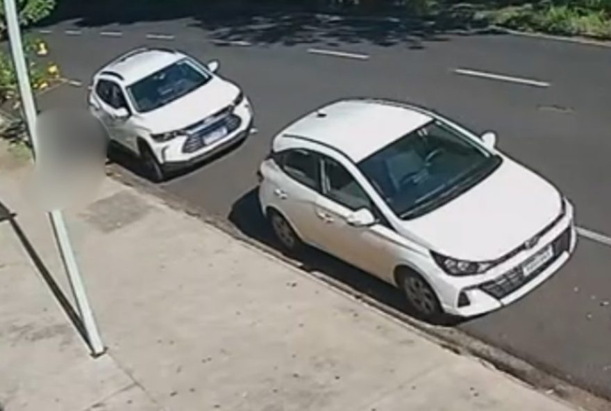 motociclista-morre-apos-bater-em-carro-estacionado3A-tragedia-em-rio-preto motociclista-morre-apos-bater-em-carro-estacionado3A-tragedia-em-rio-preto