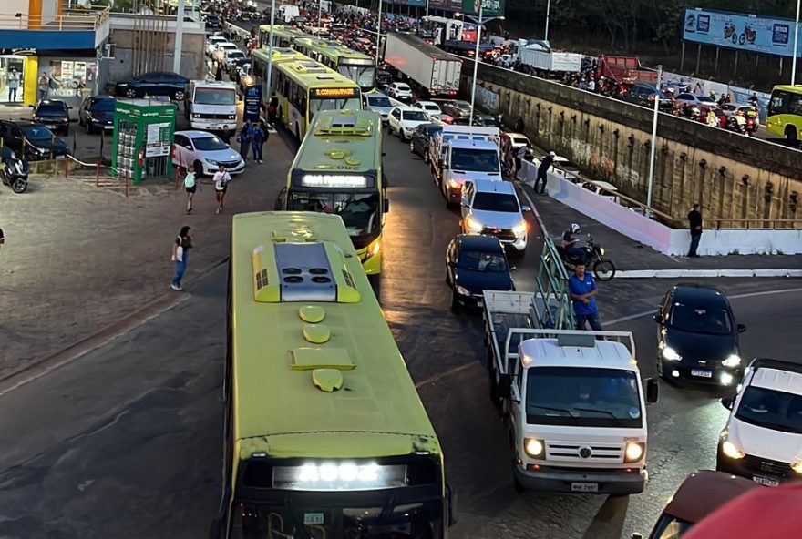 motociclistas-protestam-por-seguranca-apos-desaparecimento-em-sao-luis3A-urgencia-por-medidas-para-proteger-profissionais-de-apps