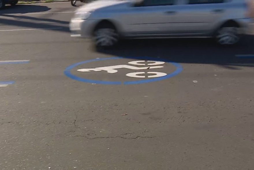 motofaixa3A-porto-alegre-testa-medida-para-motociclistas-em-avenida-fatal