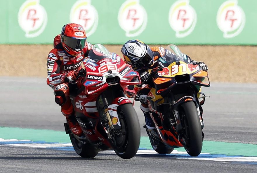 motogp-regresa-a-brasil-con-acosta-lider-y-marquez-favorito