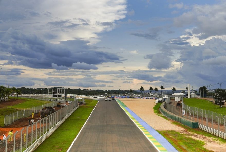 motogp-vuelve-a-rugir-en-brasil-entre-un-mar-de-incognitas motogp-vuelve-a-rugir-en-brasil-entre-un-mar-de-incognitas