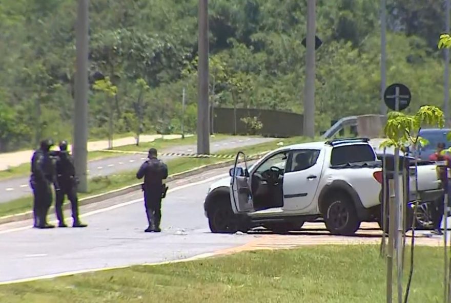 motorista-de-caminhonete-ferido-em-perseguicao-policial-em-sao-jose-dos-campos motorista-de-caminhonete-ferido-em-perseguicao-policial-em-sao-jose-dos-campos