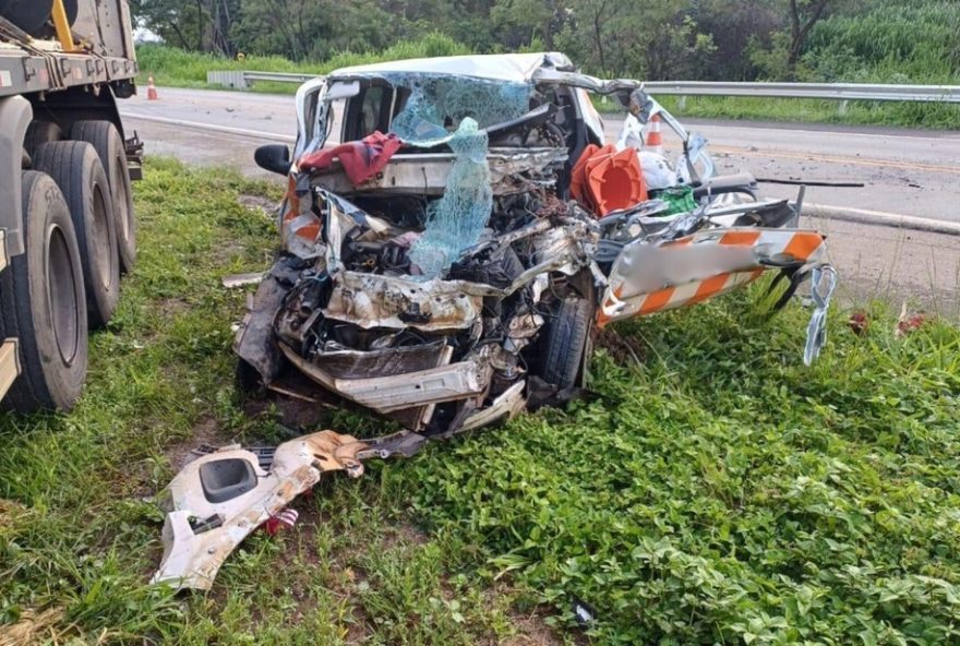 motorista-de-carro-morre-em-acidente-fazendo-escolta-para-caminhao-na-br-414