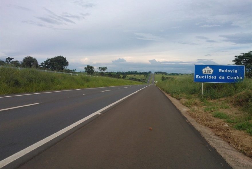 motorista-embriagado-dirige-na-contramao-por-30km-em-sp3B-multado-e-liberado motorista-embriagado-dirige-na-contramao-por-30km-em-sp3B-multado-e-liberado