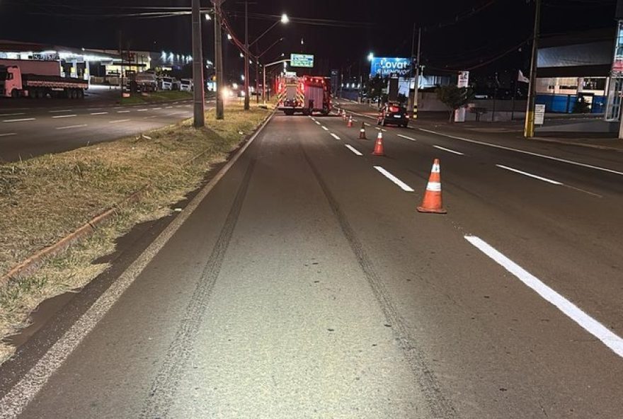 motorista-foge-apos-atropelar-motociclista-e-deixar-marca-de-82-metros2C-diz-prf