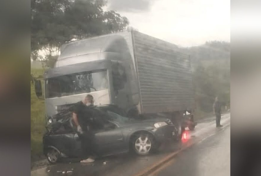 motorista-morre-em-colisao-entre-carro-e-caminhao-na-rodovia-sp-157-guarei3A-detalhes-e-desdobramentos motorista-morre-em-colisao-entre-carro-e-caminhao-na-rodovia-sp-157-guarei3A-detalhes-e-desdobramentos
