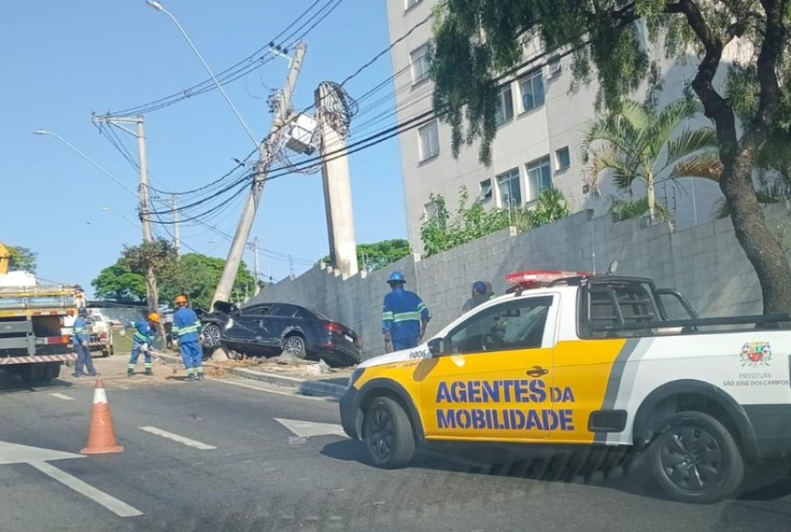 motorista-perde-o-controle-do-veiculo-e-atinge-pedestre-em-sao-jose-dos-campos3A-o-que-fazer-para-evitar-acidentes3F