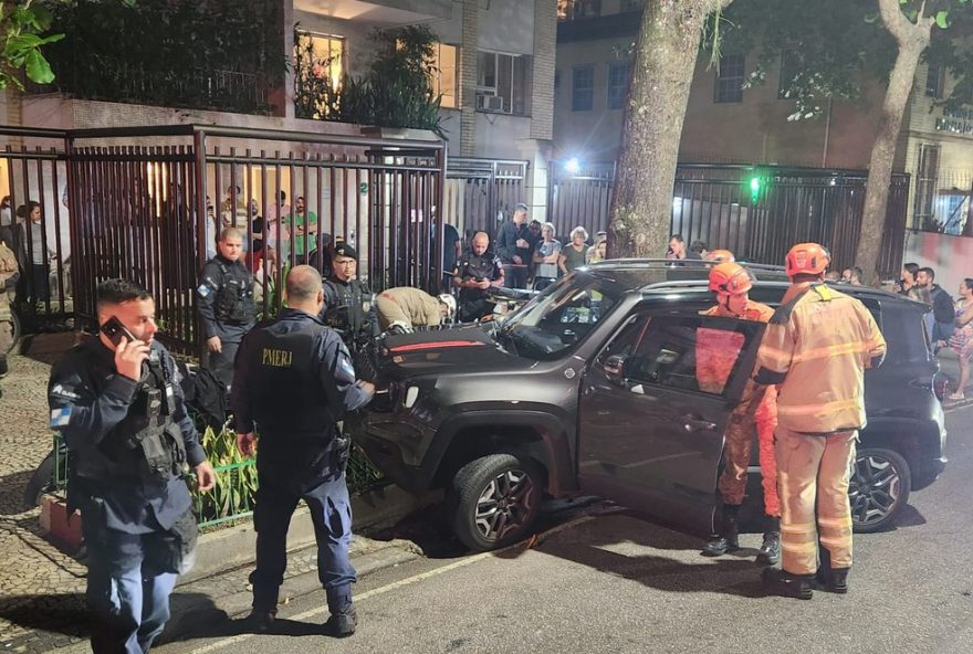 motorista-reage-a-tentativa-de-assalto-e-detem-ladroes-em-moto-no-jardim-botanico3A-acao-rapida-e-corajosa-evita-crime motorista-reage-a-tentativa-de-assalto-e-detem-ladroes-em-moto-no-jardim-botanico3A-acao-rapida-e-corajosa-evita-crime