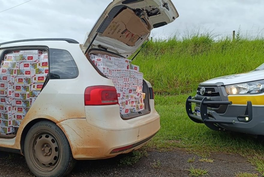 motorista-sem-cnh-e-preso-transportando-20-mil-macos-de-cigarros-em-dracena-sp motorista-sem-cnh-e-preso-transportando-20-mil-macos-de-cigarros-em-dracena-sp