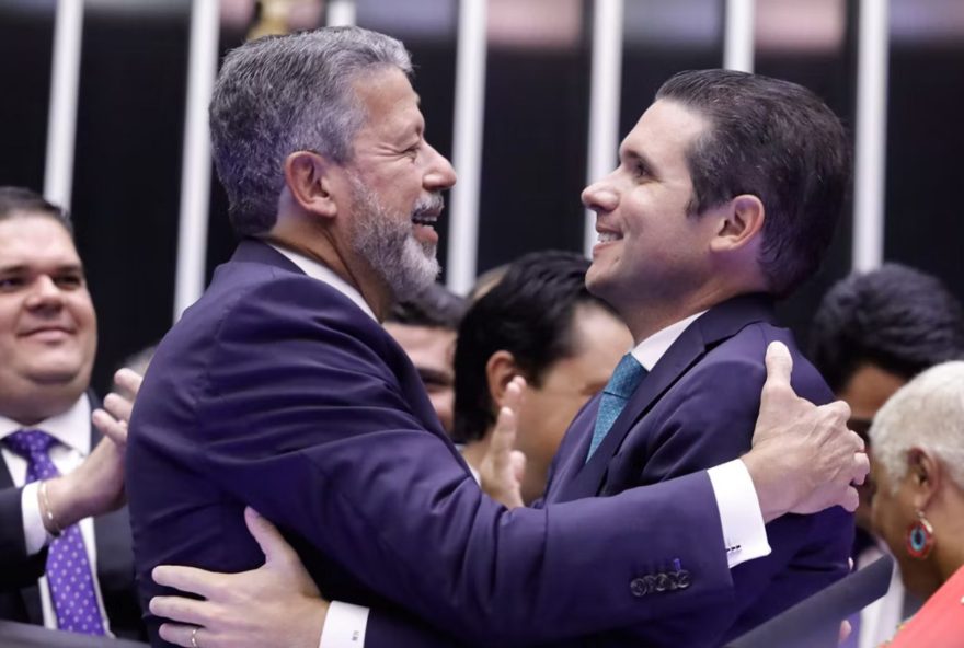 motta-elogia-a-eficiencia-da-camara-ao-aprovar-isencao-do-imposto-de-renda