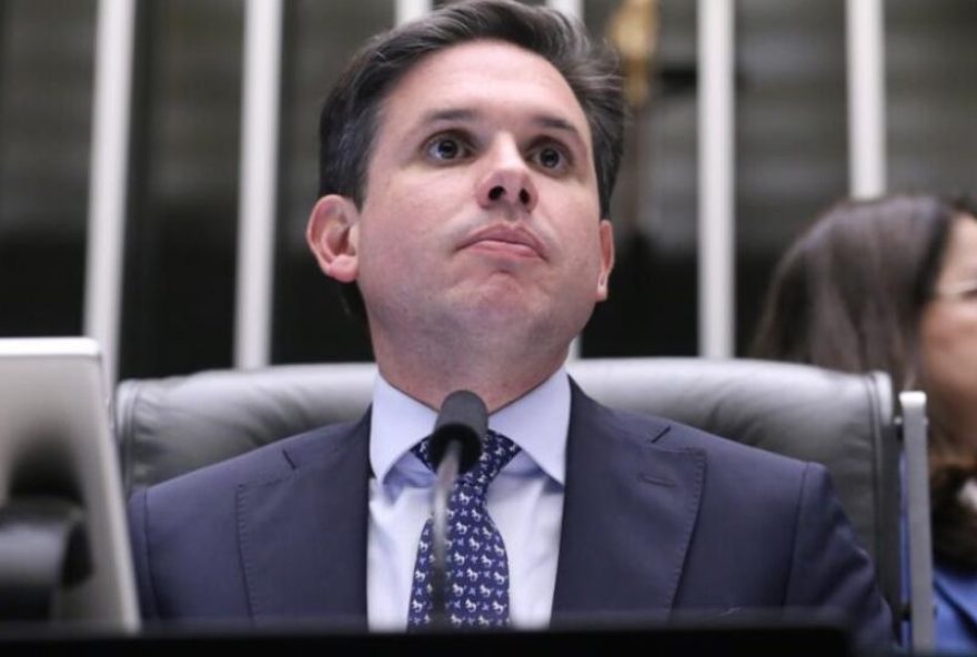 motta-responde-critica-de-lira-sobre-camara-ser-uma-esculhambacao3A-cada-um-tem-sua-forma-de-agir motta-responde-critica-de-lira-sobre-camara-ser-uma-esculhambacao3A-cada-um-tem-sua-forma-de-agir