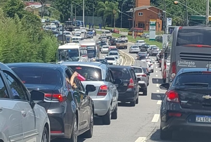 movimento-intenso-nas-rodovias-durante-o-carnaval3A-previsoes-e-dicas-de-seguranca