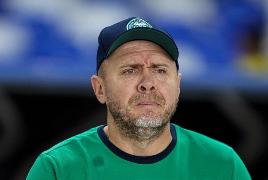 mozart2C-tecnico-do-coritiba2C-reage-a-vaias-da-torcida-e-foca-no-acesso3A-22torcedor-do-batel22