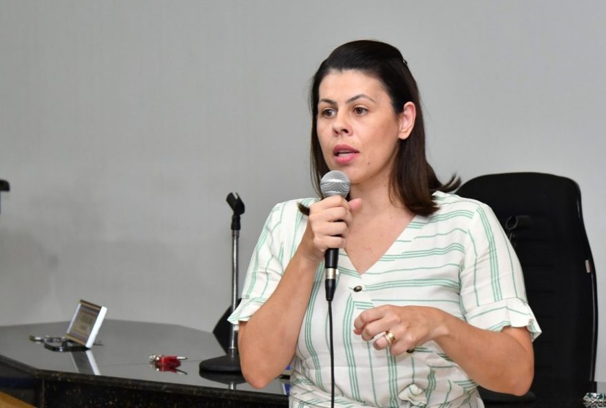 mp-determina-leilao-de-carro-de-luxo-comprado-por-ex-prefeita-do-pr.-irregularidades-em-licitacao-levam-a-acordo-para-recuperar-dinheiro-publico