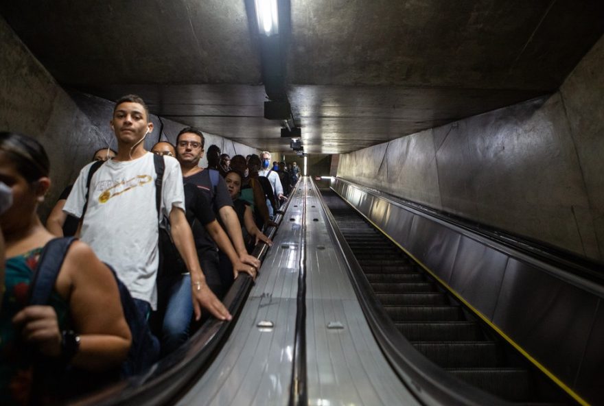 mp-sp-apura-possibilidade-de-ampliar-horario-do-metro-e-cptm-aos-fins-de-semana mp-sp-apura-possibilidade-de-ampliar-horario-do-metro-e-cptm-aos-fins-de-semana