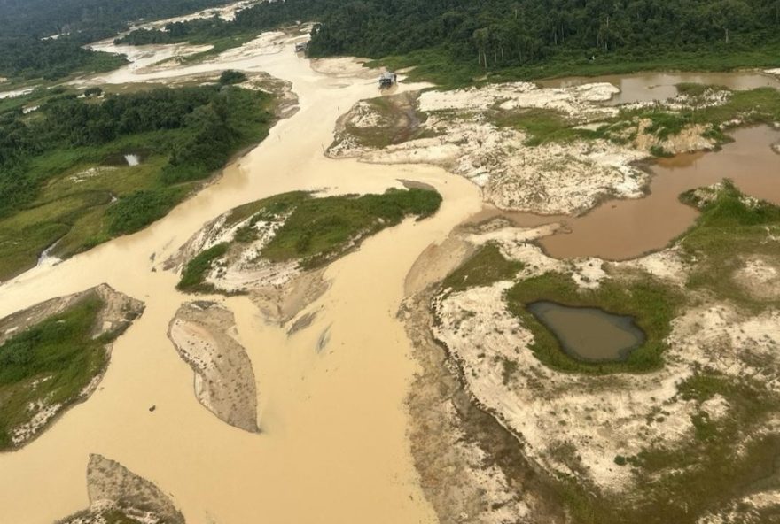 mpf-solicita-suspensao-imediata-de-permissoes-de-pesquisa-na-apa-do-tapajos