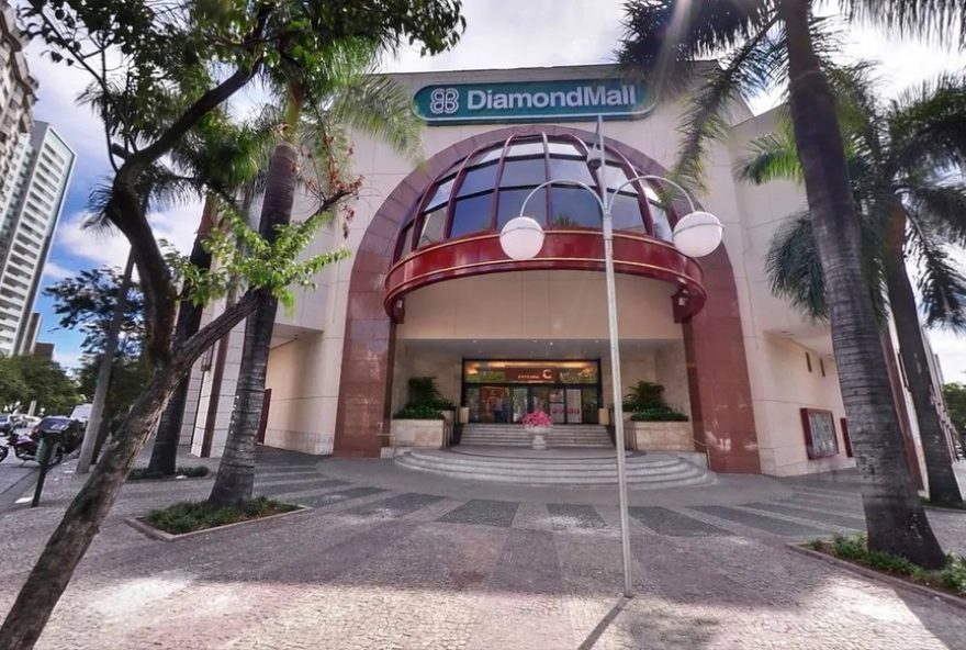 mulher-de-51-anos-e-detida-por-furto-de-picanha-e-whisky-em-supermercado-de-shopping-em-bh