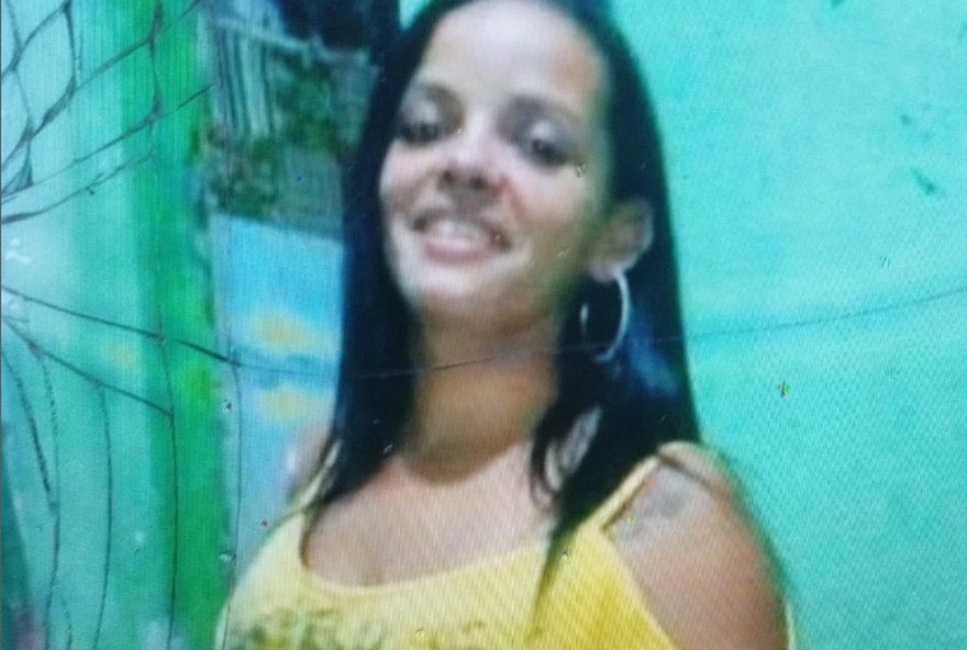 mulher-e-assassinada-a-facadas-em-caruaru3B-caso-esta-sob-investigacao-da-delegacia-de-homicidios