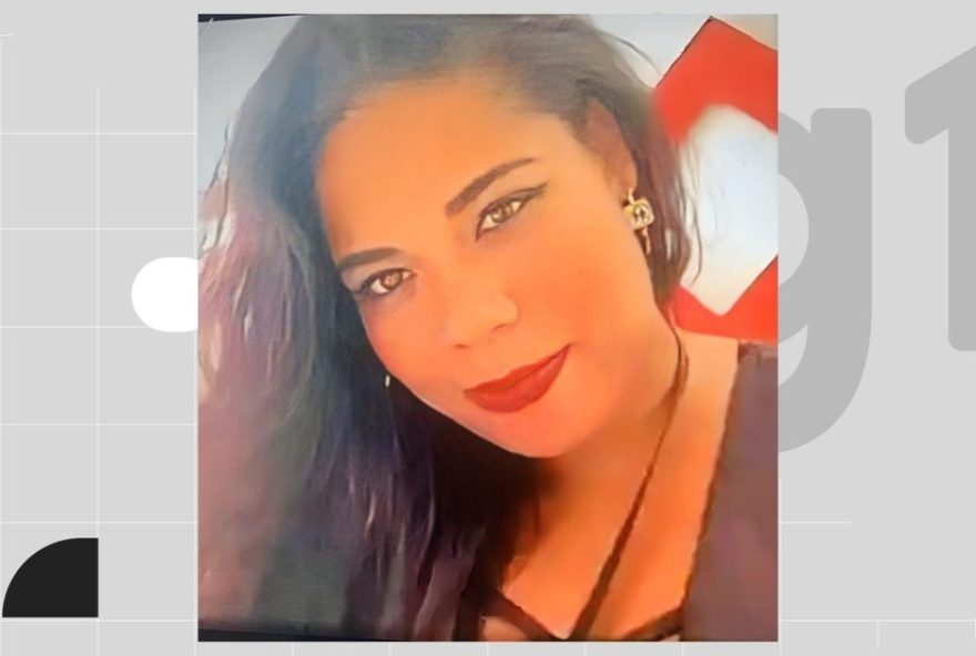 mulher-e-assassinada-a-tiros-na-frente-das-filhas-em-casa-no-recife mulher-e-assassinada-a-tiros-na-frente-das-filhas-em-casa-no-recife