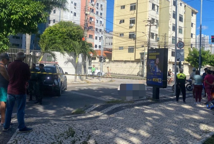 mulher-e-brutalmente-assassinada-a-tiros-em-cruzamento-de-fortaleza3A-urgencia-por-mais-seguranca