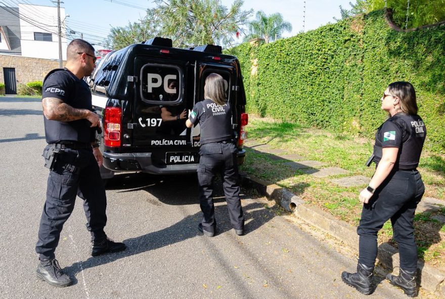 mulher-e-detida-apos-atacar-filhas-com-garfo-em-centenario-do-sul3A-casos-de-violencia-domestica-ainda-persistem mulher-e-detida-apos-atacar-filhas-com-garfo-em-centenario-do-sul3A-casos-de-violencia-domestica-ainda-persistem