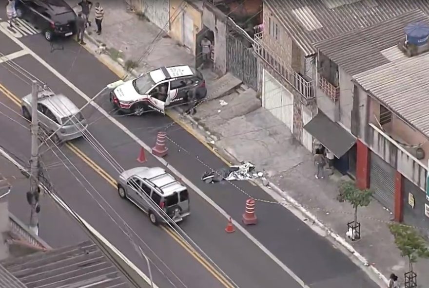 mulher-e-encontrada-morta-com-saco-na-cabeca-na-zona-norte-de-sao-paulo3A-violencia-choca-moradores