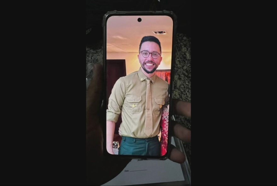 mulher-e-enganada-por-golpista-que-fingiu-ser-major-do-exercito-em-casamento-fraudulento