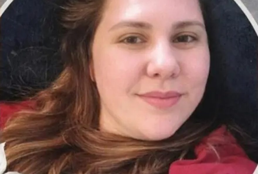 mulher-e-morta-a-tiros-e-golpes-de-canivete-pelo-ex-em-sc3A-caso-de-feminicidio mulher-e-morta-a-tiros-e-golpes-de-canivete-pelo-ex-em-sc3A-caso-de-feminicidio