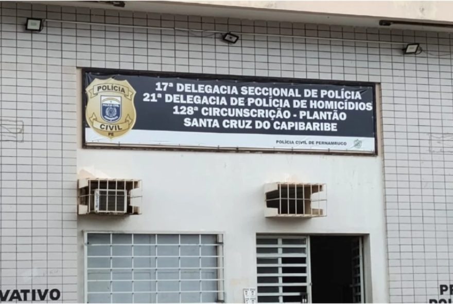 mulher-e-morta-e-companheiro-baleado-em-toritama3A-casal-tem-envolvimento-com-trafico