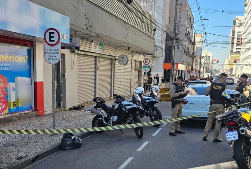 mulher-e-morta-por-vizinho-de-quarto-apos-negar-relacionamento-em-pensionato-de-curitiba