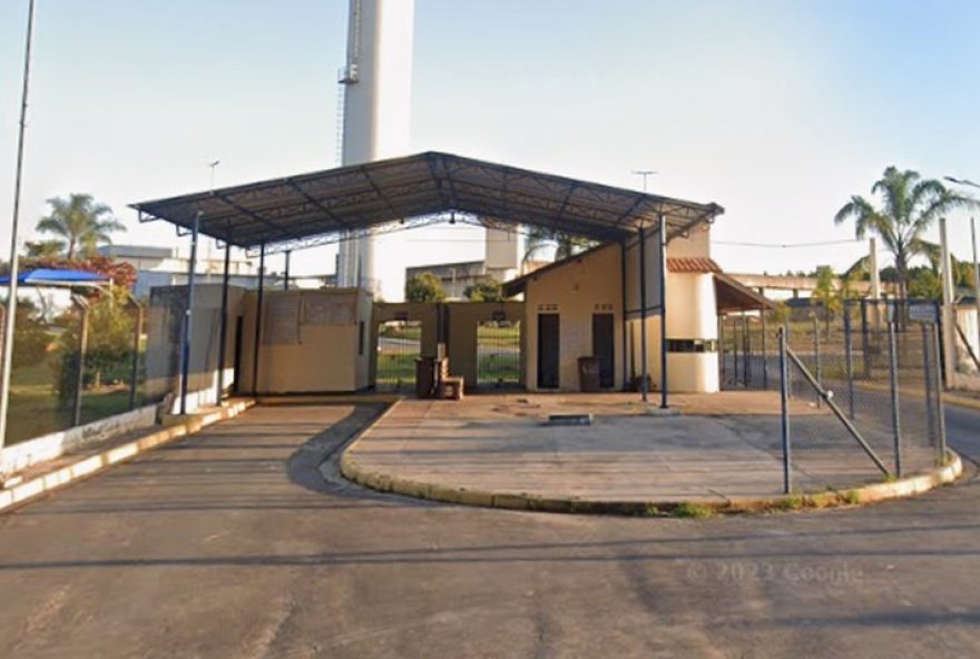 mulher-e-presa-ao-tentar-entrar-com-cocaina-em-penitenciaria-de-guarei3A-policia-investiga-caso