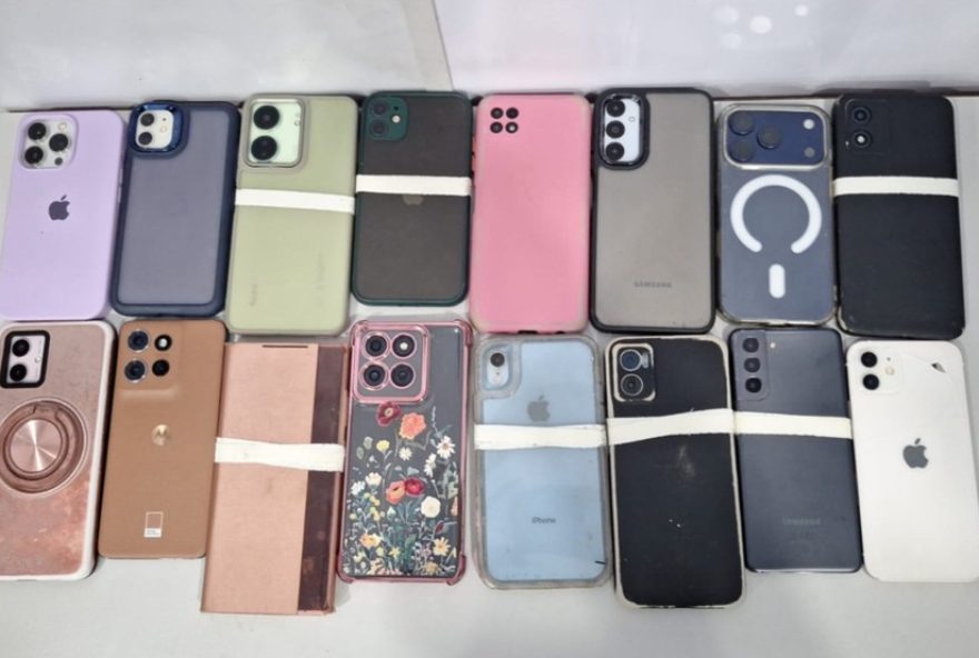 mulher-e-presa-apos-furtar-15-celulares-durante-o-furdunco-em-salvador3A-policia-alerta-para-cadastro-de-imei mulher-e-presa-apos-furtar-15-celulares-durante-o-furdunco-em-salvador3A-policia-alerta-para-cadastro-de-imei